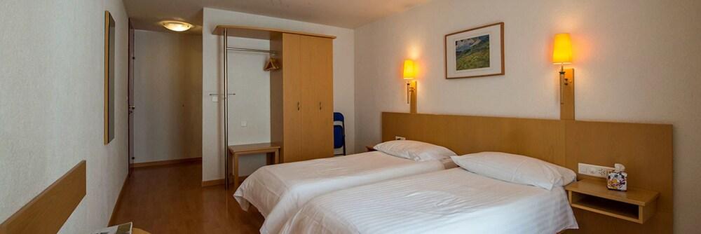 Hotel Les Negociants Vevey Esterno foto