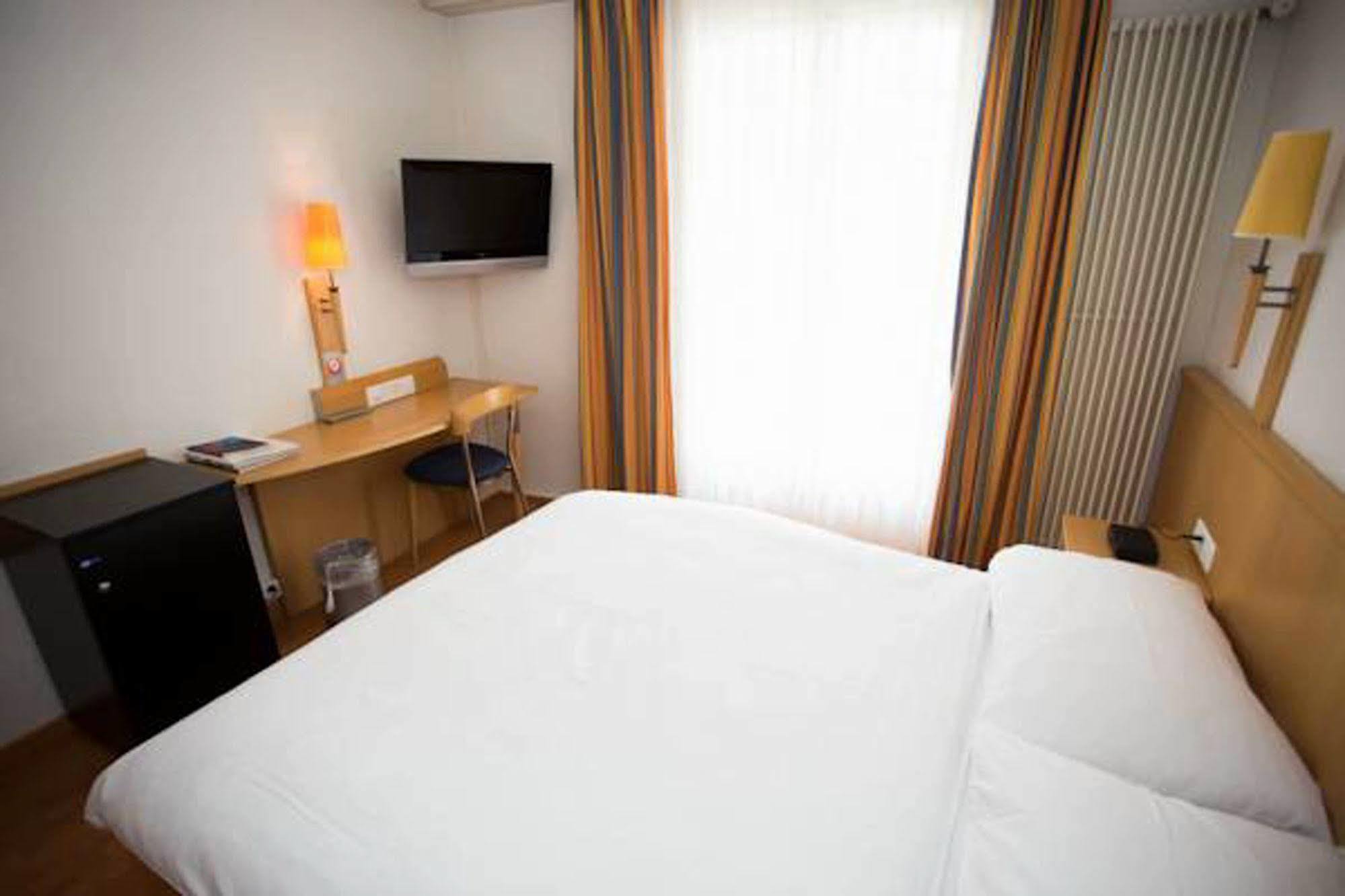Hotel Les Negociants Vevey Esterno foto